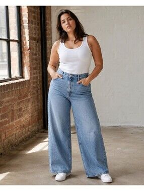 Levis Jeans 32x32 Ribcage Wide Leg Super High Rise Slim Medium Wash Denim NWT